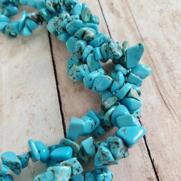 Turquoise Chip Necklace and Bracelet, Western Turquoise Jewelry Set - Picture 7 of 9